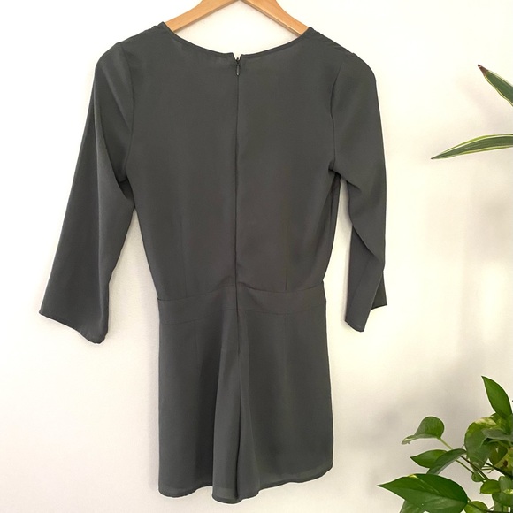 Beautiful Green Romper - Picture 7 of 7